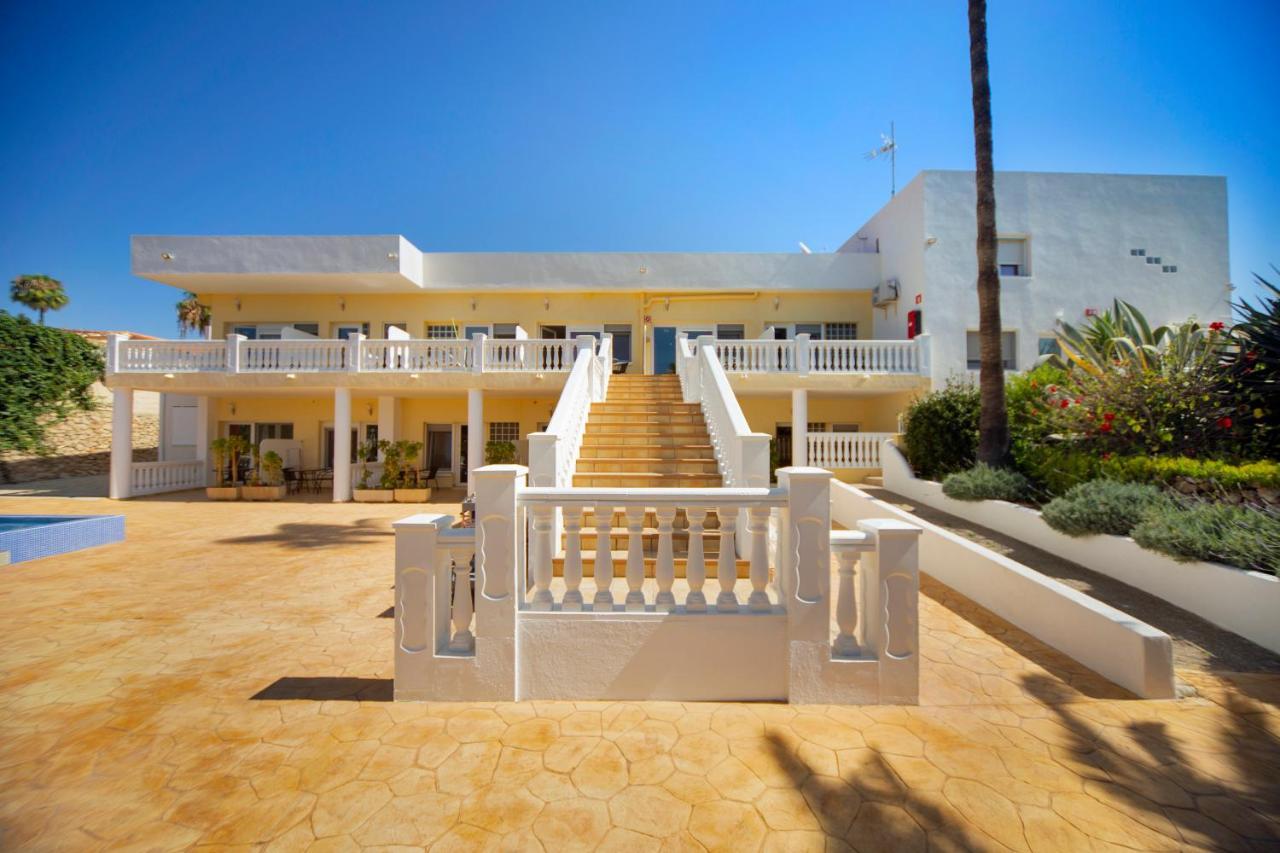 Aparthotel Carrio Sol - Monty'S Calpe Bagian luar foto